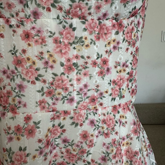 Bebop Floral dress tie back - Picture 9 of 10